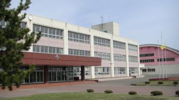 長万部中学校の画像